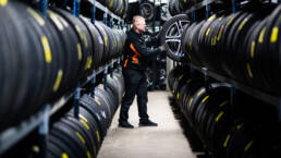 Dekkhotell i Kopervik - Bilgummilageret